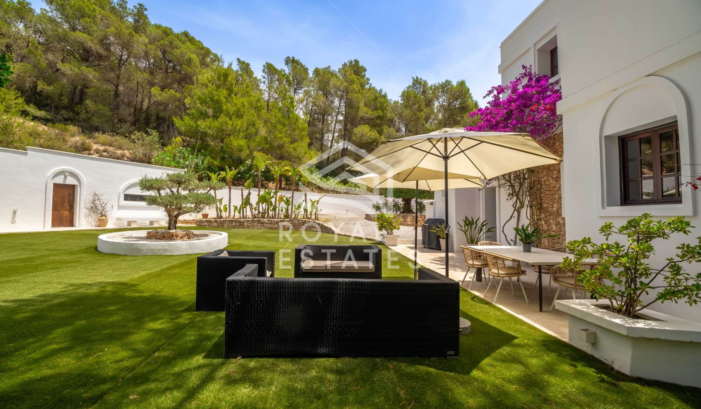 Villa in the charming hills of Ibiza