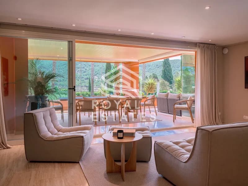 Apartment Roca Llisa