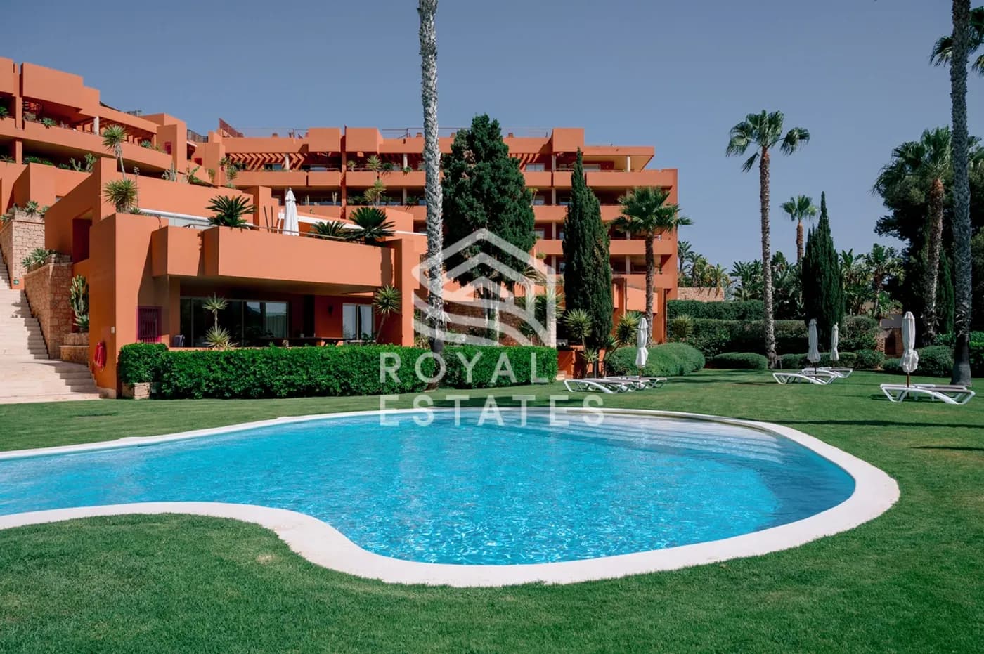Apartment Roca Llisa