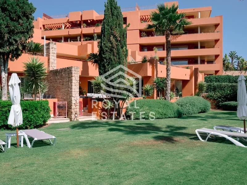 Apartment Roca Llisa