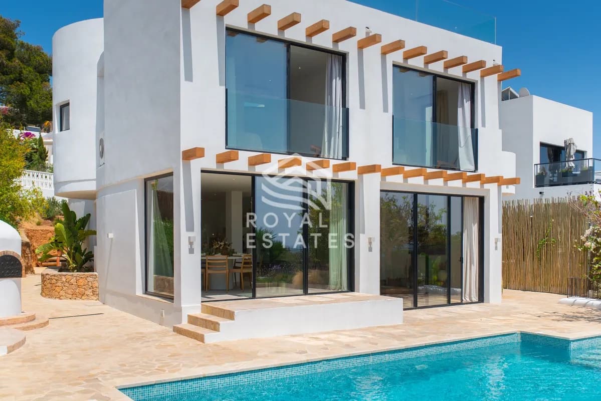 Timeless Blakstad Elegance with Sea Views close to Can Rimbau