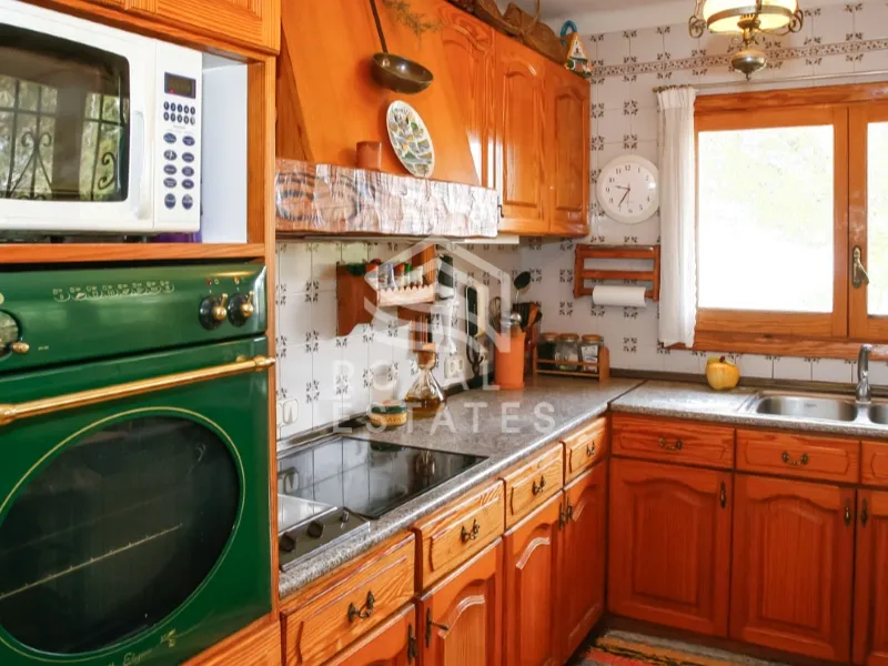 Mediterranean villa for sale near KM4 with touristic license