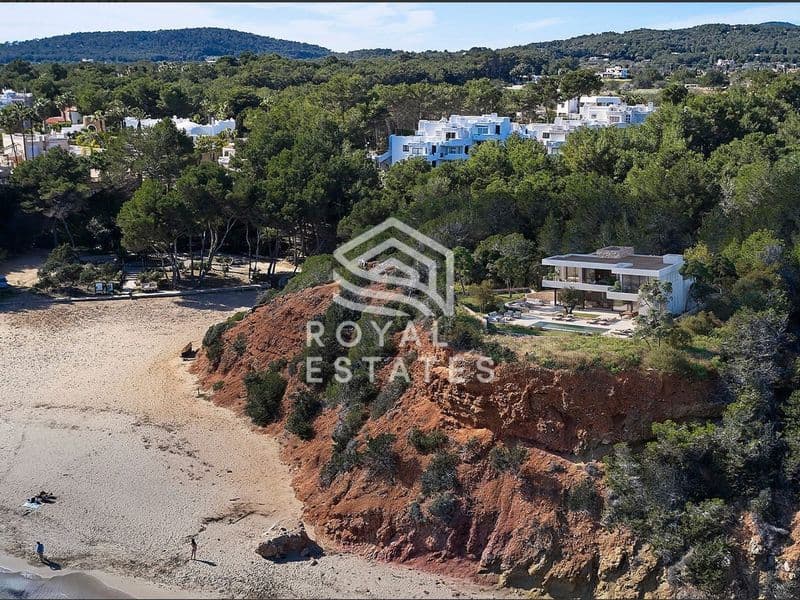 Cala Leña plot