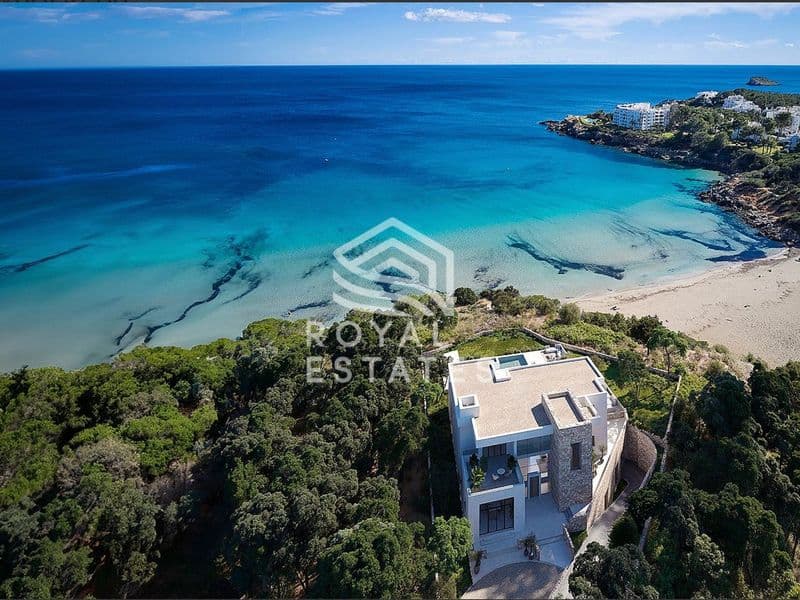 Cala Leña plot