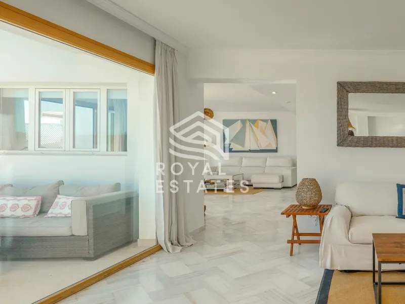 Penthouse Can Furnet