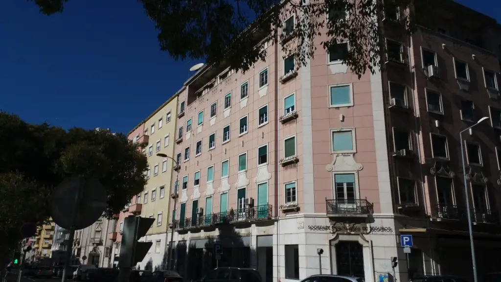 Apartment T5 in Lisbon