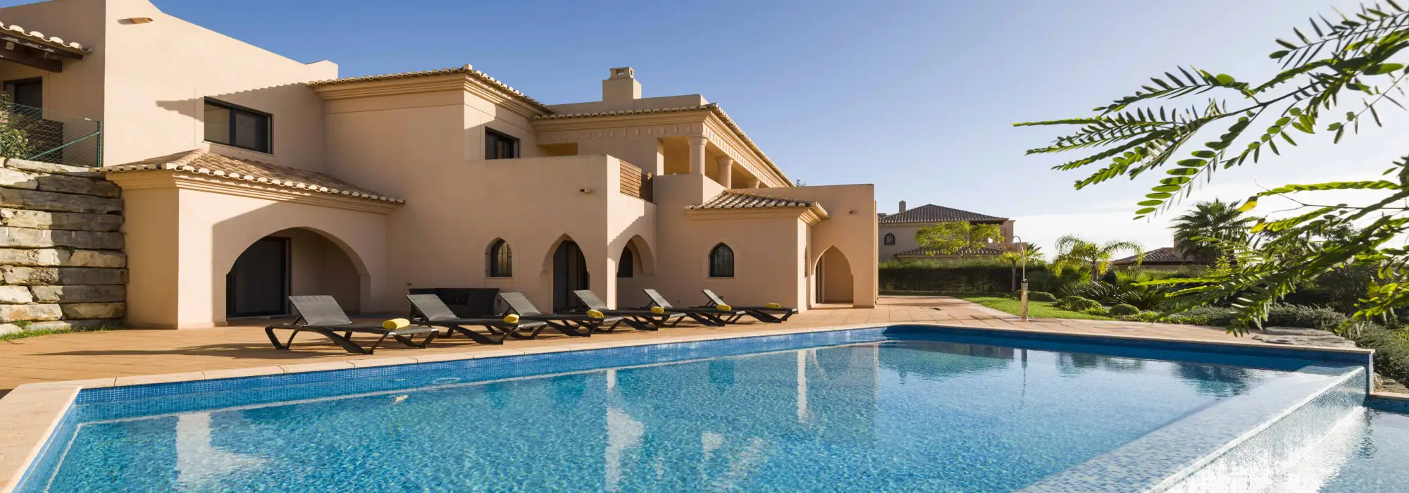 Luxury 5 bedroom villa in renowned development