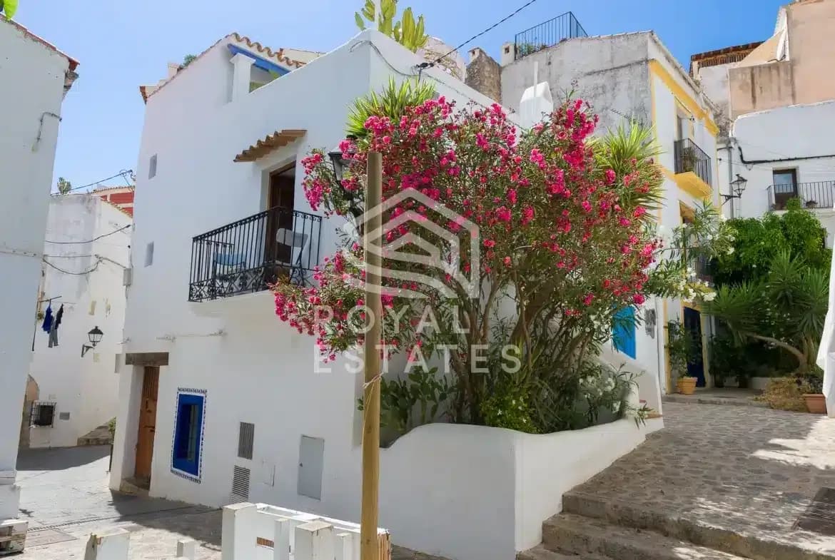 Casita del Sol for sale in Dalt Vila