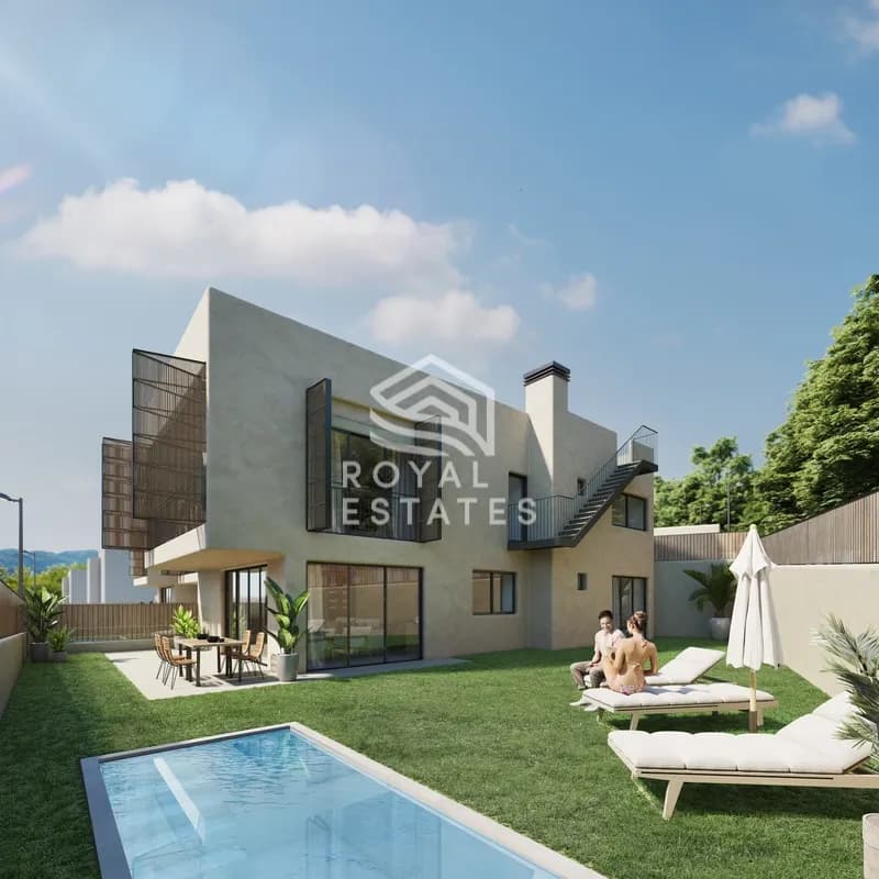 16 luxury apartments close to Cala Gracioneta