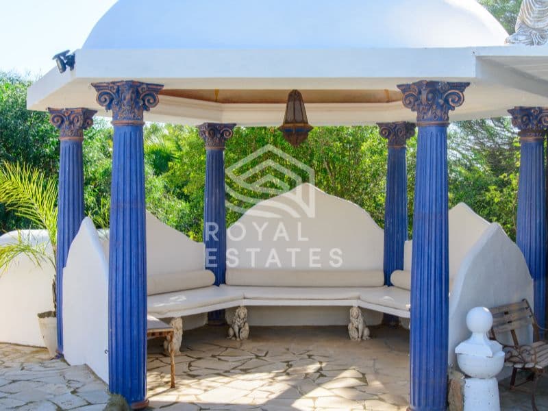 Villa for sale in Sa Caleta with Touristic License