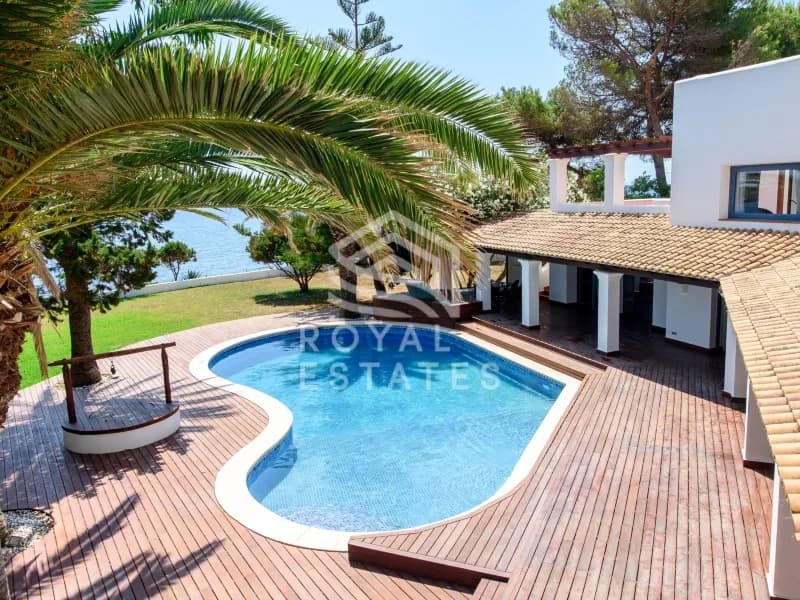 Frontline villa for sale in Santa Eulalia with private beach access
