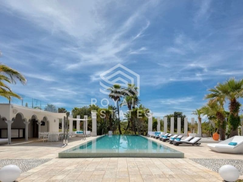 Villa for sale in Cala Jondal