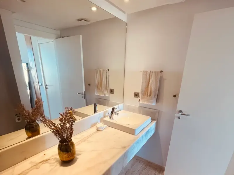 Modern duplex for sale in Cala Carbó