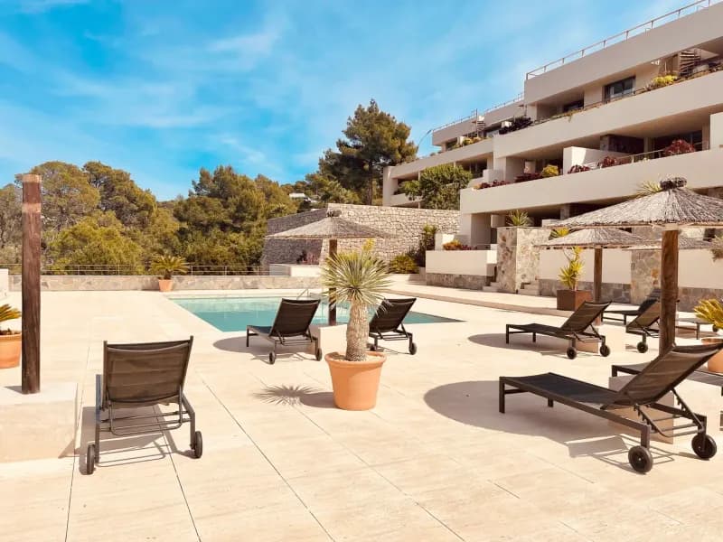 Modern duplex for sale in Cala Carbó