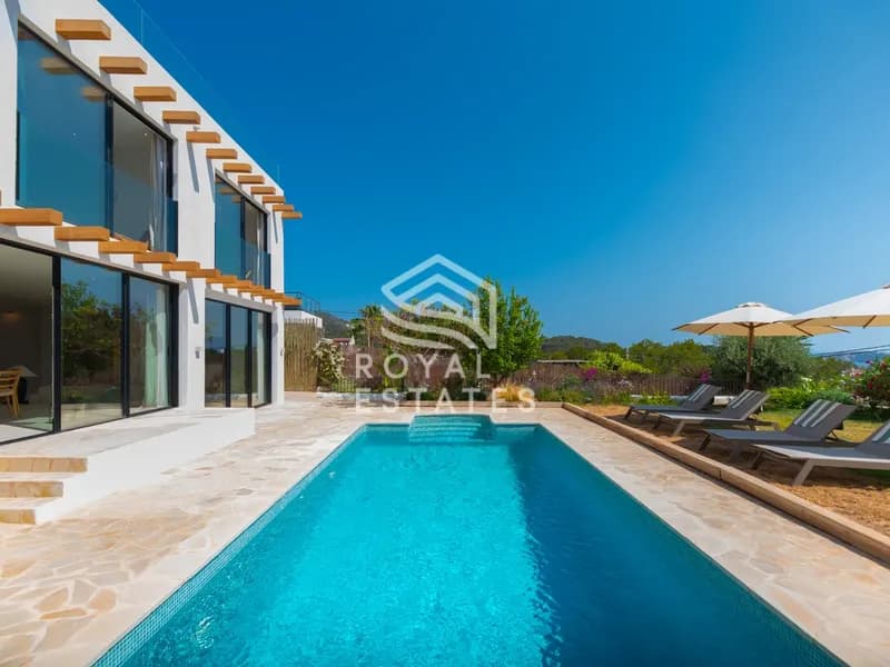 Timeless Blakstad Elegance with Sea Views close to Can Rimbau