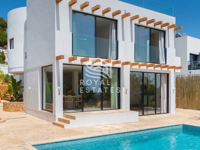 Timeless Blakstad Elegance with Sea Views close to Can Rimbau