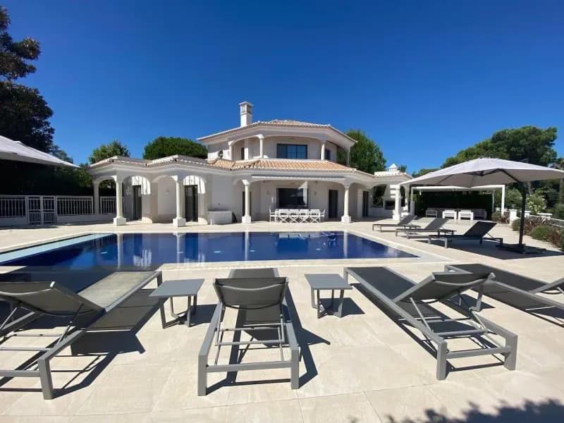 IMMACULATE GRACEFUL VILLA WITH A PRIVATE FOOTBALL PITCH