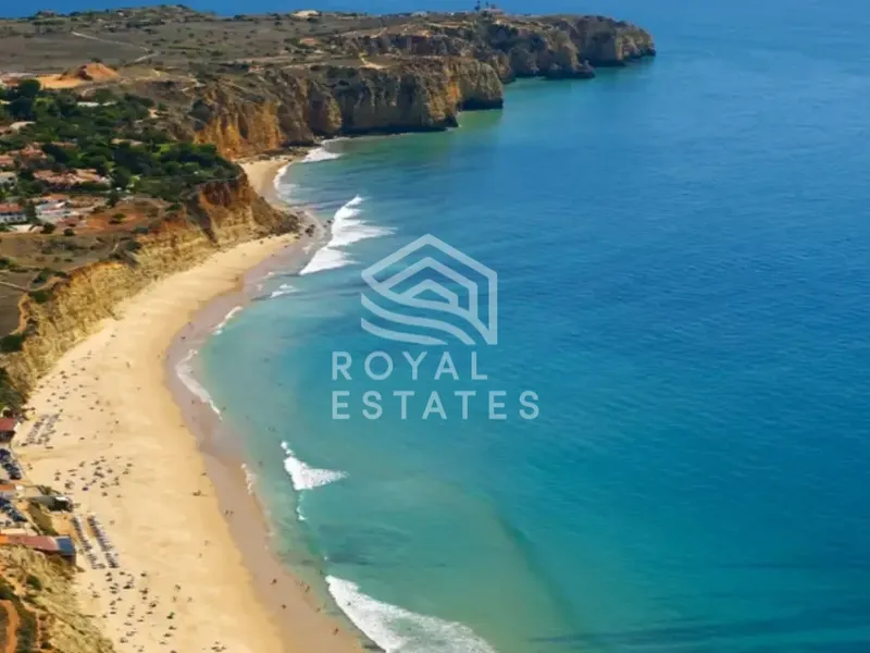 5 BEDROOM VILLA IN PORTO MOS LAGOS WITH SEA VIEW TO SAGRES