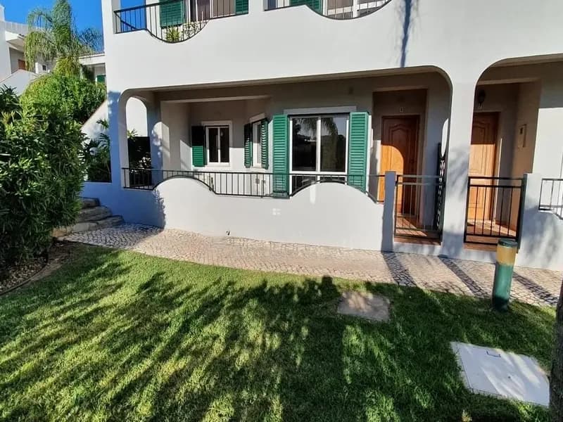QUINTA DO LAGO 2 BED APARTMENT