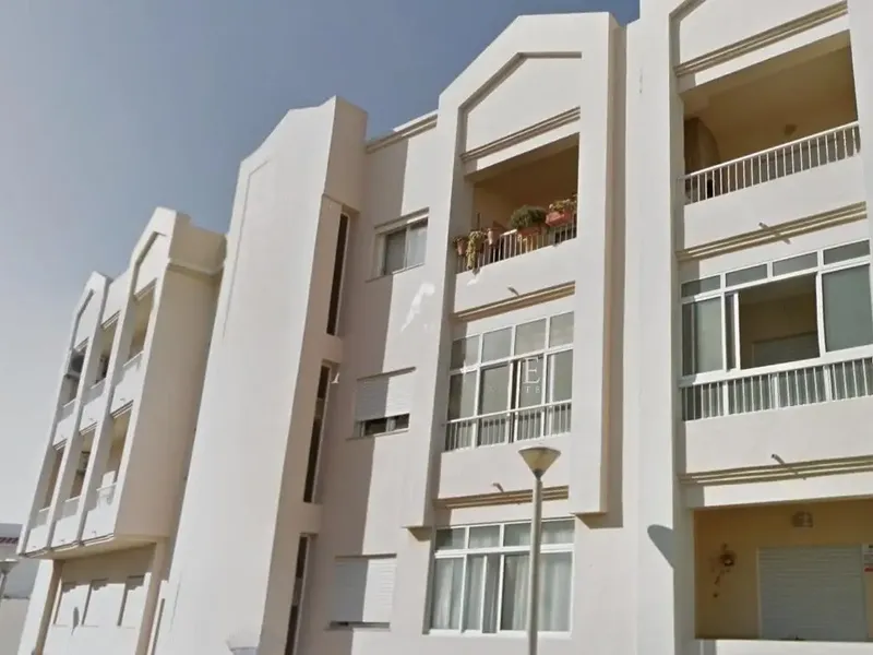QUARTEIRA TOP FLOOR ONE BEDROOM APARTMENT WITH ROOF TERRACE