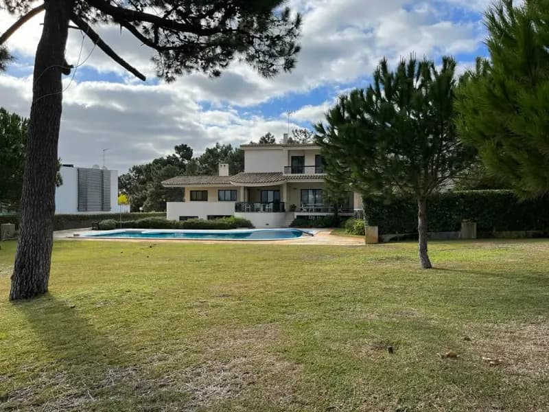 Villa with Swimming Pool and Direct Access to the Beach on the Peninsula of Troy