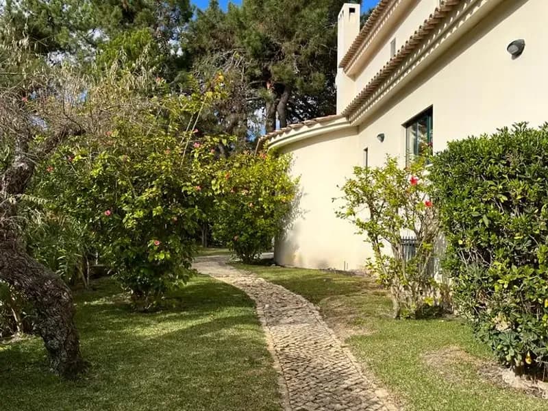 Villa with Swimming Pool and Direct Access to the Beach on the Peninsula of Troy