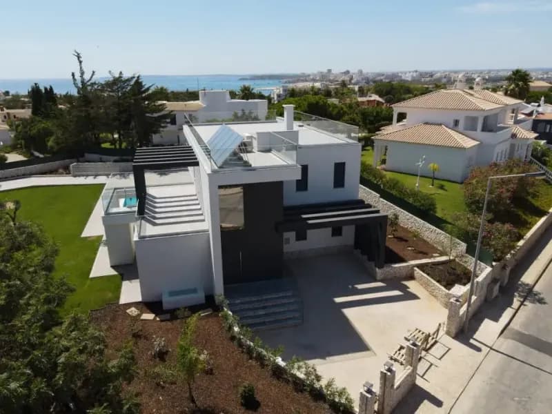 V4 Villa - garage - swimming pool - Ferragudo - Lagoa