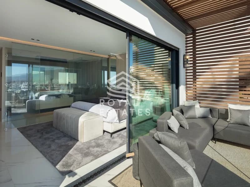 Banus 1