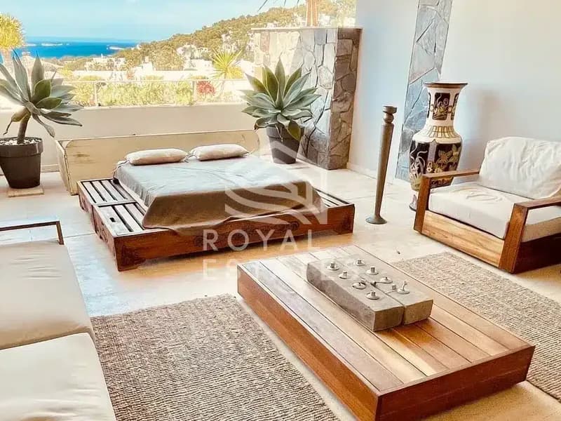 Modern duplex for sale in Cala Carbó